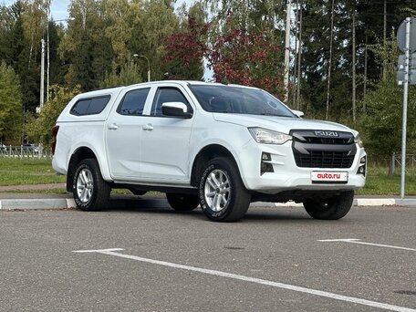2021 Isuzu D-Max III, белый, 2900000 рублей, вид 4