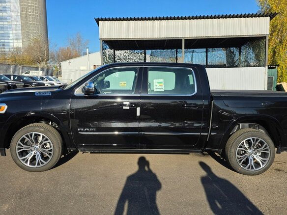 2026 Ram 1500 Crew Cab V Рестайлинг, чёрный, 10600000 рублей - вид 7