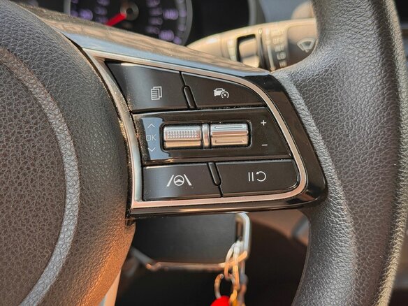2022 Kia Cerato IV Рестайлинг, красный, 1689000 рублей - вид 16