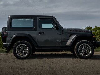 2020 Jeep Wrangler IV (JL), серый, 4300000 рублей, вид 4