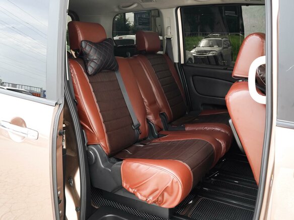 2016 Nissan Serena IV (C26), оранжевый - вид 8