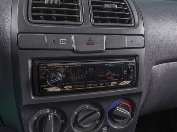 2005 Hyundai Accent II Рестайлинг, жёлтый, 399000 рублей - вид 12