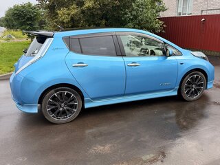 2011 Nissan Leaf I (ZE0/AZE0), голубой, 720000 рублей, вид 4