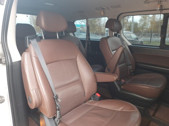2019 Hyundai Grand Starex I Рестайлинг 2, белый, 3600000 рублей - вид 12
