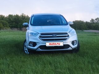2017 Ford Kuga II Рестайлинг, серебристый, 1420000 рублей, вид 2