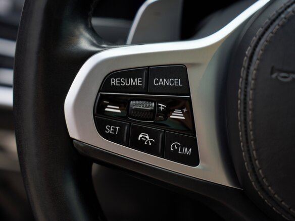 2021 BMW X5 40d IV (G05/G18), чёрный, 6250000 рублей - вид 27