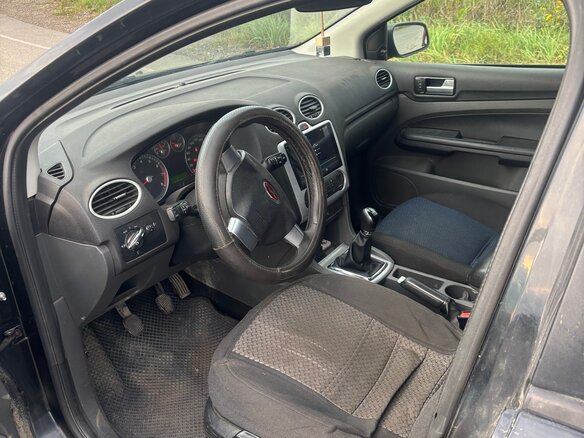 2007 Ford Focus II Рестайлинг, чёрный - вид 4