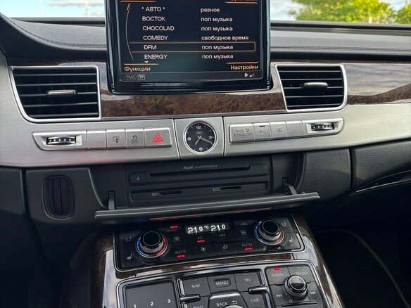 2010 Audi A8 III (D4), чёрный, 1600000 рублей - вид 9