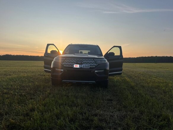 2019 Ford Explorer VI, коричневый, 2375777 рублей - вид 15