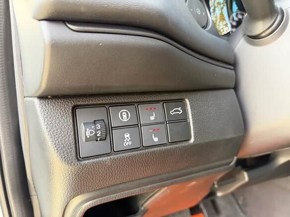 2023 Honda HR-V III, белый, 1777000 рублей - вид 9