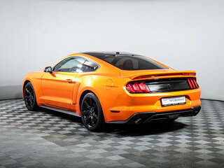 2019 Ford Mustang VI Рестайлинг, оранжевый, 3350000 рублей, вид 5