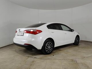 2014 Kia Cerato III, белый, 975000 рублей, вид 5