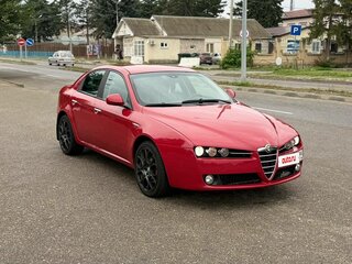 2007 Alfa Romeo 159, красный, 850000 рублей, вид 3