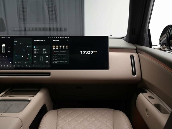2026 Li Auto (Lixiang) L8 52.3 kWh I Рестайлинг, коричневый, 13041000 рублей - вид 10