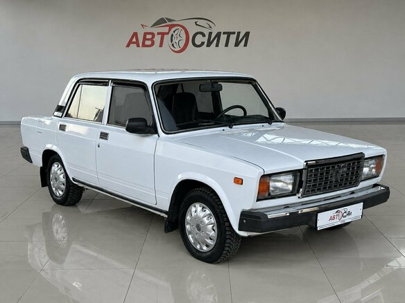 2007 Lada (ВАЗ) 2107, белый, 299000 рублей