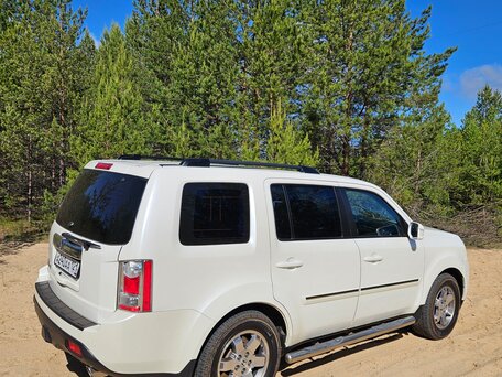 2014 Honda Pilot II Рестайлинг, белый, 2050000 рублей, вид 5
