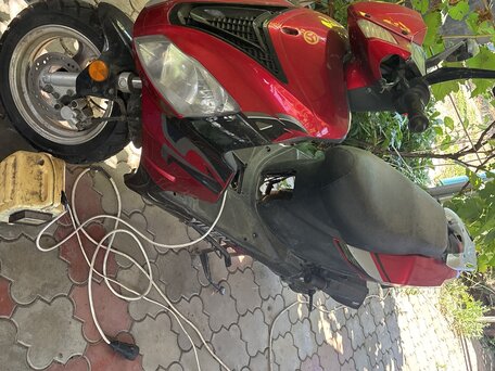 2011 Yiben YB150T, красный, 30000 рублей, вид 4