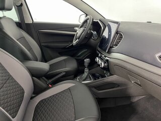 2026 Lada (ВАЗ) Vesta I Рестайлинг (NG), серебристый, 2030000 рублей, вид 5