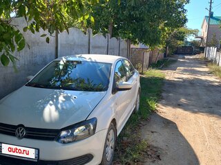 2012 Volkswagen Polo V, белый, 700000 рублей, вид 2