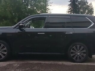 2018 Lexus LX 570 III Рестайлинг 2, чёрный, 9950000 рублей, вид 4