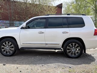 2012 Toyota Land Cruiser 200 Series Рестайлинг 1, белый, 3859777 рублей, вид 3