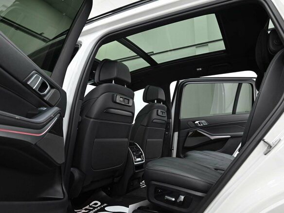 2019 BMW X7 30d I (G07), белый, 7190000 рублей - вид 11