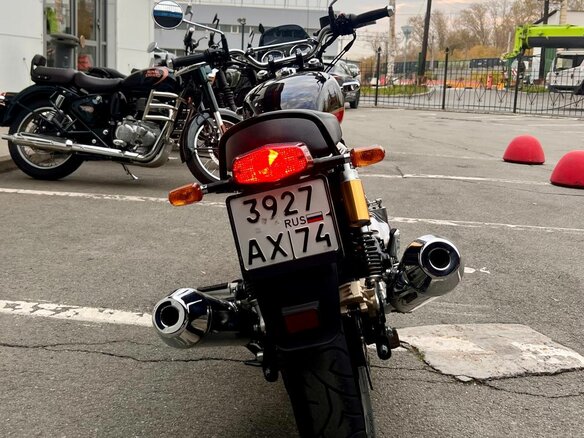 2024 Royal Enfield Interceptor 650, красный, 560000 рублей - вид 4