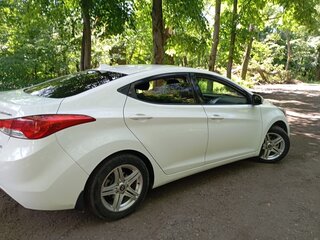 2013 Hyundai Elantra V (MD), белый, 950000 рублей, вид 5