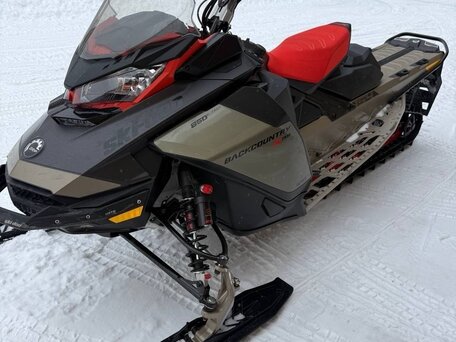 2021 BRP Ski-Doo Backcountry X 850, бежевый, 2200000 рублей, вид 1