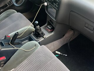 1993 Toyota Camry III (XV10), красный, 600000 рублей, вид 4