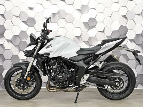 2025 Honda CB 1000 Hornet, белый, 1299000 рублей, вид 4