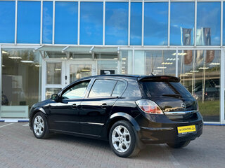2008 Opel Astra H Рестайлинг, чёрный, 530000 рублей, вид 4