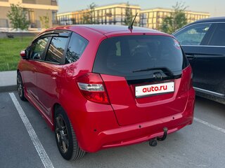 2011 Honda Jazz II Рестайлинг, красный, 809999 рублей, вид 4