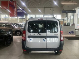 2026 Lada (ВАЗ) Largus Cross I Рестайлинг, серебристый, 1999000 рублей, вид 5