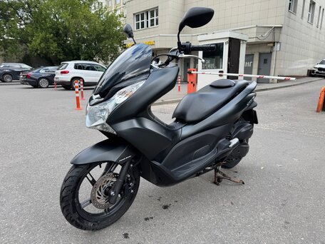 2013 Honda PCX 150, чёрный, 280000 рублей, вид 2