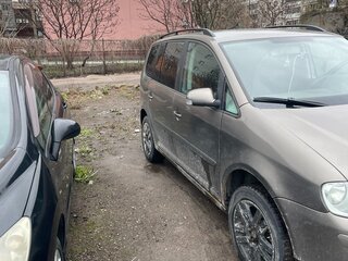 2005 Volkswagen Touran I, серый, 420000 рублей, вид 4