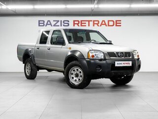 2010 Nissan NP300, серебристый, 1040000 рублей, вид 3