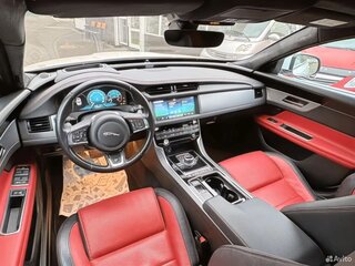 2019 Jaguar XF II, белый, 3100000 рублей, вид 5