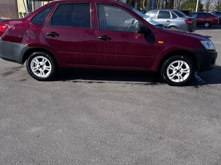 2013 Lada (ВАЗ) Granta I, красный, 240000 рублей, вид 4