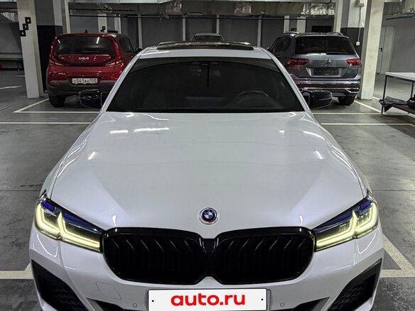 2020 BMW 5 серии 530i xDrive VII (G30/G31/G38) Рестайлинг, белый - вид 1