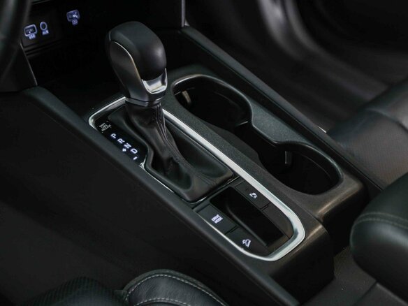 2018 Hyundai Santa Fe IV, серый, 2650000 рублей - вид 5