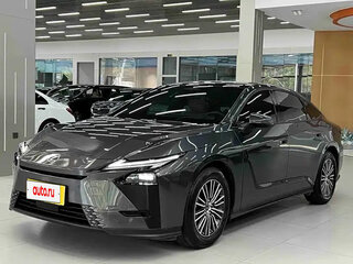 2026 Lexus ES 300h VIII, серый, 6400205 рублей, вид 3