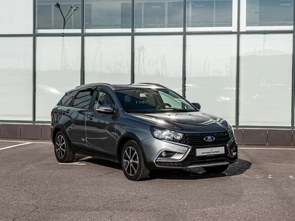 2019 Lada (ВАЗ) Vesta SW Cross I, серый, 890000 рублей - вид 4
