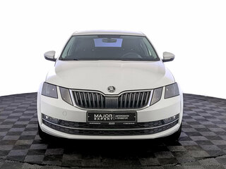 2019 Skoda Octavia III (A7) Рестайлинг, белый, 1300000 рублей, вид 2