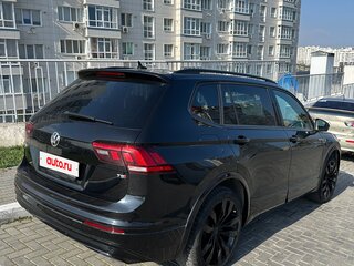 2021 Volkswagen Tiguan Allspace II, чёрный, 2850000 рублей, вид 4