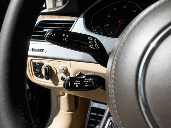 2015 Audi A8 Long III (D4) Рестайлинг, чёрный, 2680000 рублей - вид 18