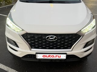 2018 Hyundai Tucson III Рестайлинг, белый, 2700000 рублей, вид 3
