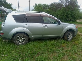 2005 Mitsubishi Outlander II, серый, 750000 рублей, вид 1