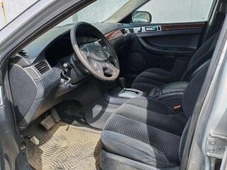 2004 Chrysler Pacifica CS, серый, 415000 рублей, вид 4