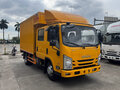 2026 Isuzu Elf (N-series), золотистый, 4650000 рублей - вид 2